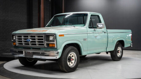 Ford F-150  '1982